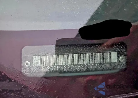 1993 Pontiac Firebird Formula z USA, uszkodzony, nr VIN 2G2FV22P4P2206209